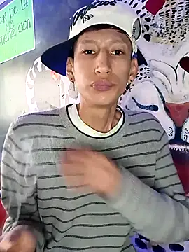 Snapshot of Disey888 chatting on 03-04-26, 03:07 Disey888 online show from 03-04-26, 03:07