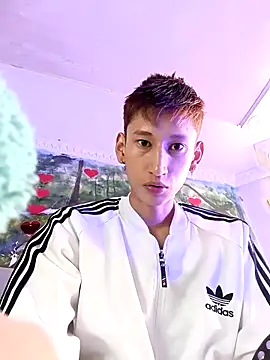 Snapshot of Disey888 chatting on 03-13-26, 04:46 Disey888 online show from 03-13-26, 04:46