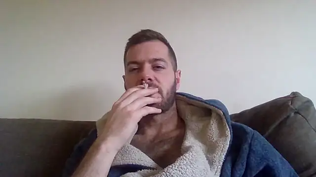 Snapshot of cheekycherryx chatting on 01-09-26, 02:42 cheekycherryx online show from 01-09-26, 02:42