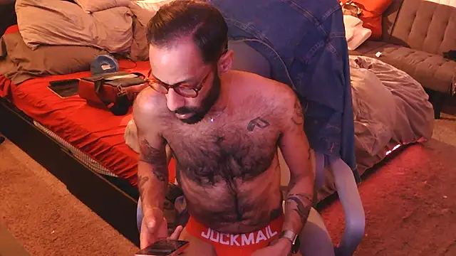 LilBrownPKB online show from 12-19-25, 08:32