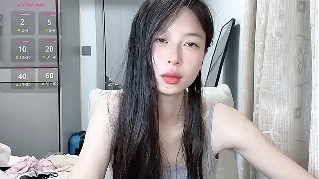 Snapshot of tiantian-160 chatting on 07-07-26, 02:43 tiantian-160 online show from 07-07-26, 02:43
