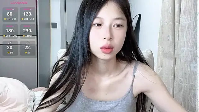 Snapshot of tiantian-160 chatting on 07-09-26, 05:06 tiantian-160 online show from 07-09-26, 05:06