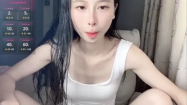 Snapshot of tiantian-160 chatting on 07-18-26, 01:10 tiantian-160 online show from 07-18-26, 01:10