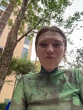 Snapshot of FionaMurr chatting on 02-20-26, 06:26 FionaMurr online show from 02-20-26, 06:26