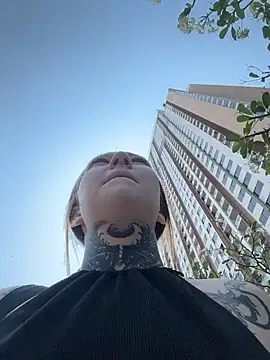 Snapshot of FionaMurr chatting on 02-22-26, 04:13 FionaMurr online show from 02-22-26, 04:13