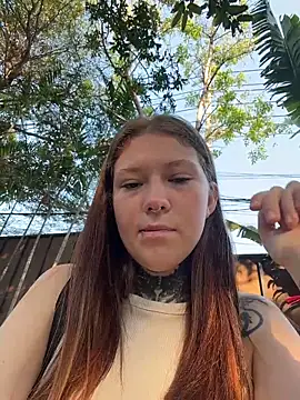 Snapshot of FionaMurr chatting on 03-15-26, 01:00 FionaMurr online show from 03-15-26, 01:00