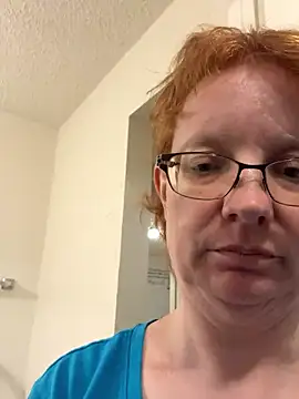 Snapshot of Lenaravenswood chatting on 01-11-26, 06:07 Lenaravenswood online show from 01-11-26, 06:07