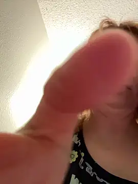 Snapshot of Lenaravenswood chatting on 02-04-26, 07:14 Lenaravenswood online show from 02-04-26, 07:14