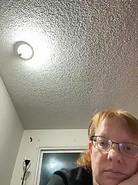 Snapshot of Lenaravenswood chatting on 02-13-26, 07:26 Lenaravenswood online show from 02-13-26, 07:26