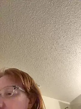 Snapshot of Lenaravenswood chatting on 03-03-26, 06:41 Lenaravenswood online show from 03-03-26, 06:41