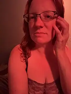 Lenaravenswood online show from 07-18-26, 06:50