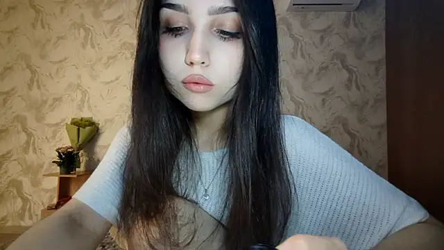 Qwami Amie online show from 03-17-26, 03:26