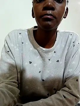 PetiteDoll 06 online show from 04-18-26, 07:12