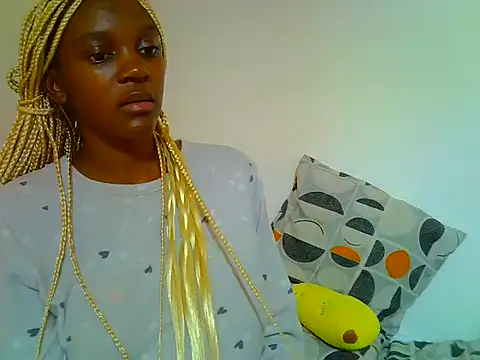 PetiteDoll 06 online show from 04-25-26, 02:14