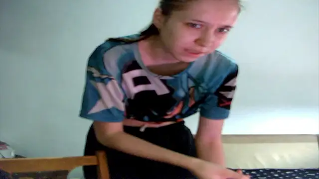 Snapshot of Annette_meow1 chatting on 03-16-26, 08:18 Annette meow1 online show from 03-16-26, 08:18