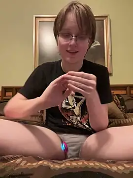 Lassie Cassie online show from 03-16-26, 05:44