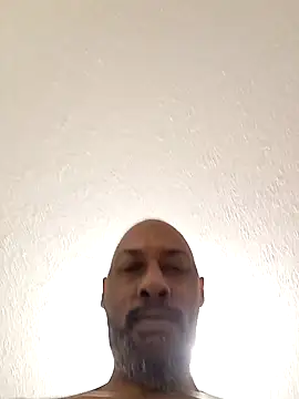 Snapshot of Rizzle9800 chatting on 02-17-26, 02:52 Rizzle9800 online show from 02-17-26, 02:52