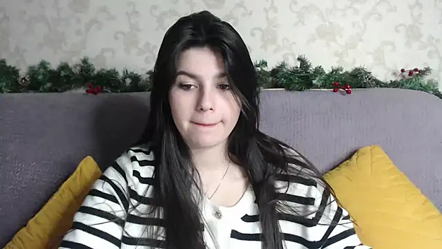 Snapshot of KisaModel chatting on 02-01-26, 09:35 KisaModel online show from 02-01-26, 09:35