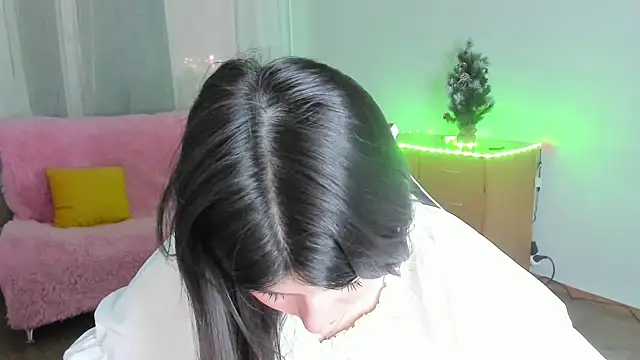 Snapshot of KisaModel chatting on 02-08-26, 01:20 KisaModel online show from 02-08-26, 01:20