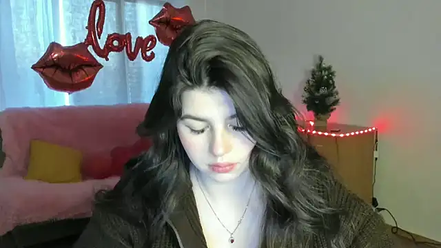 Snapshot of KisaModel chatting on 02-16-26, 01:46 KisaModel online show from 02-16-26, 01:46