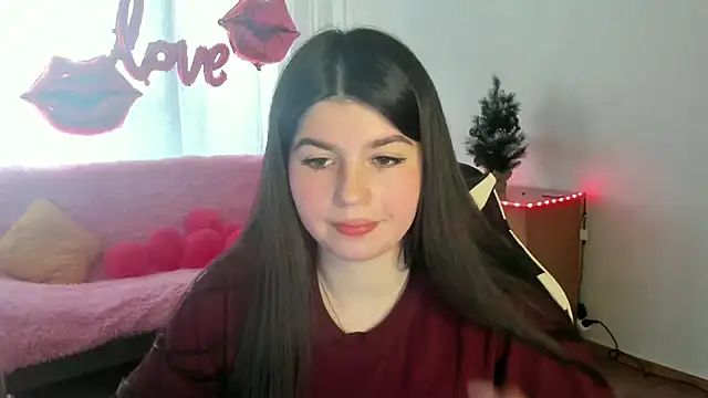 Snapshot of KisaModel chatting on 02-20-26, 08:16 KisaModel online show from 02-20-26, 08:16