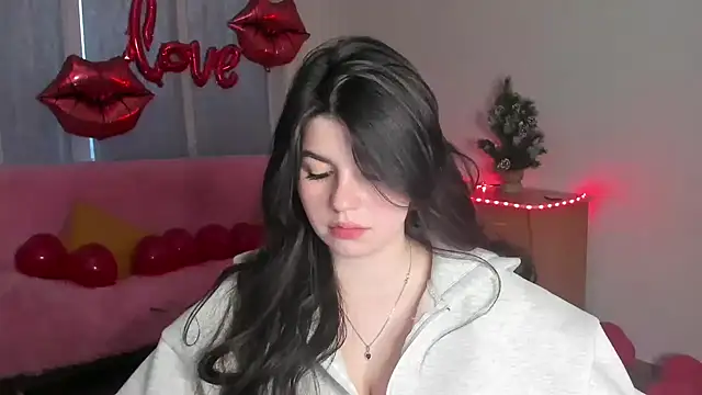 Snapshot of KisaModel chatting on 02-26-26, 01:15 KisaModel online show from 02-26-26, 01:15