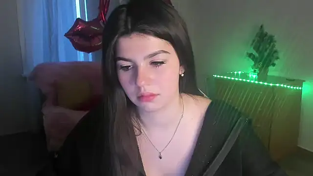 Snapshot of KisaModel chatting on 03-05-26, 01:01 KisaModel online show from 03-05-26, 01:01