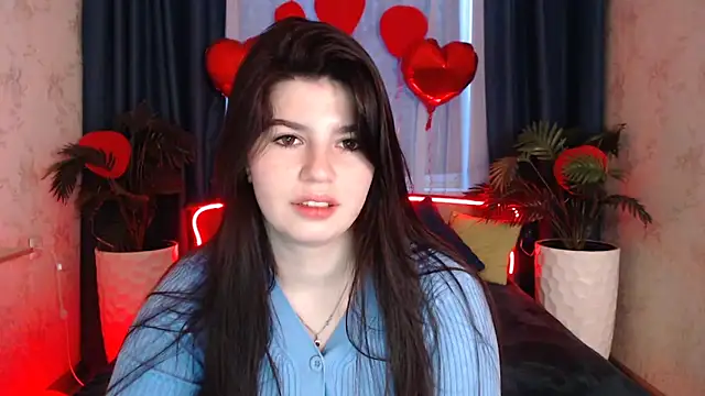 Snapshot of KisaModel chatting on 03-08-26, 01:03 KisaModel online show from 03-08-26, 01:03