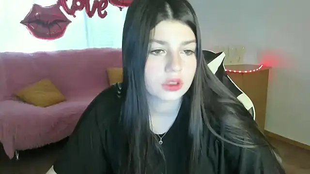 KisaModel online show from 04-19-26, 01:05