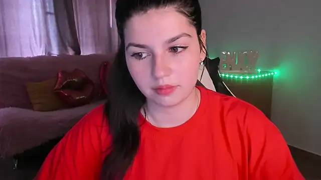KisaModel online show from 07-19-26, 01:31