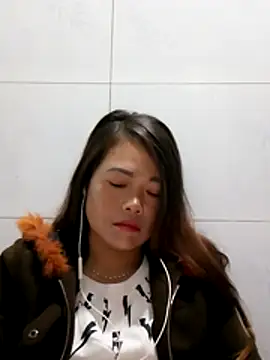 Snapshot of yana-zz chatting on 12-13-25, 07:53 yana-zz online show from 12-13-25, 07:53