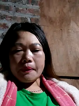 Snapshot of yana-zz chatting on 12-18-25, 03:18 yana-zz online show from 12-18-25, 03:18