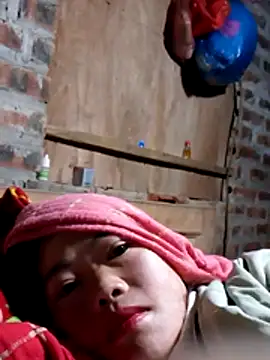 Snapshot of yana-zz chatting on 12-21-25, 08:38 yana-zz online show from 12-21-25, 08:38