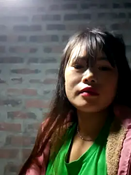 Snapshot of yana-zz chatting on 02-05-26, 01:32 yana-zz online show from 02-05-26, 01:32