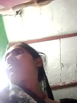 Snapshot of Chayna_singh chatting on 06-19-26, 08:56 Chayna singh online show from 06-19-26, 08:56