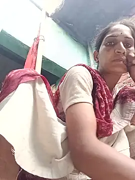 Snapshot of Chayna_singh chatting on 07-18-26, 01:21 Chayna singh online show from 07-18-26, 01:21