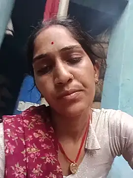 Snapshot of Chayna_singh chatting on 07-20-26, 01:20 Chayna singh online show from 07-20-26, 01:20