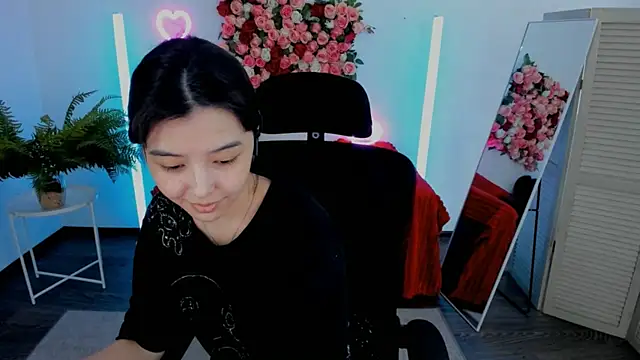 SirenMystiq online show from 06-22-26, 10:23
