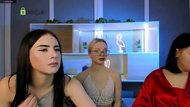 Snapshot of alia_skay chatting on 03-07-26, 07:33 alia skay online show from 03-07-26, 07:33