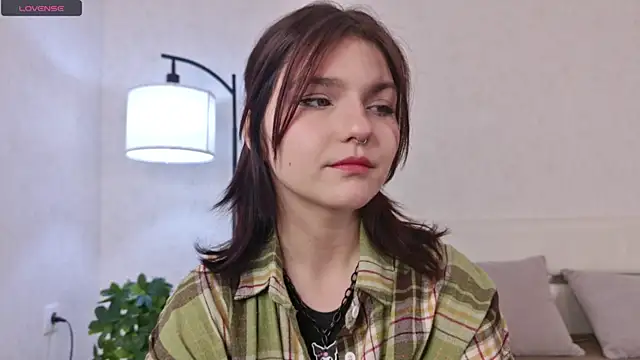 NyraVesperis online show from 05-02-26, 06:18