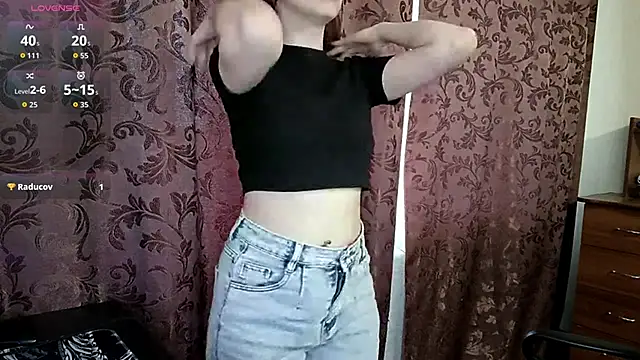 IleanaPishko online show from 02-16-26, 09:16