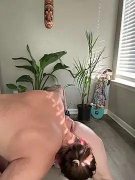 Snapshot of Nickithicks chatting on 01-12-26, 02:44 Nickithicks online show from 01-12-26, 02:44