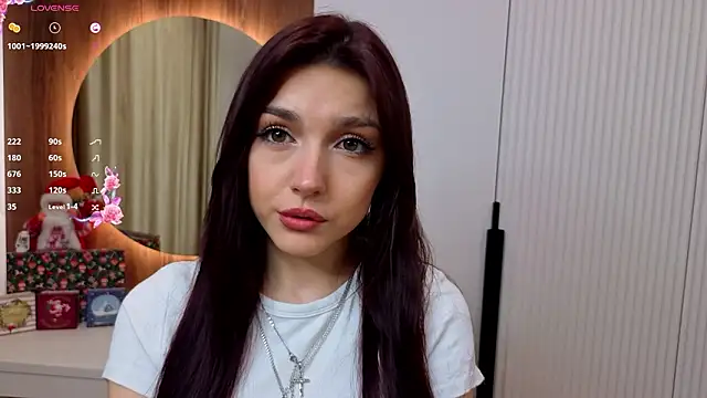 Snapshot of NatishaAlpern chatting on 02-01-26, 01:26 NatishaAlpern online show from 02-01-26, 01:26