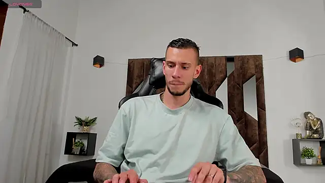 J king   online show from 04-29-26, 09:32