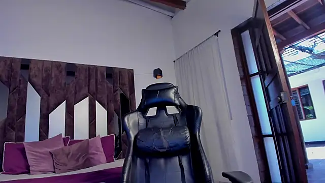 J king   online show from 06-27-26, 03:50