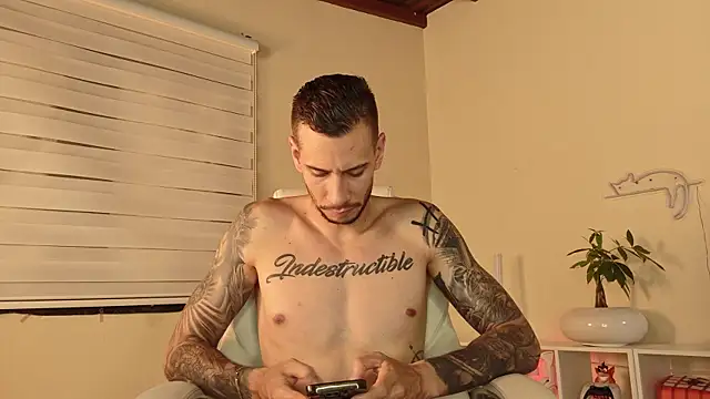 J king   online show from 07-08-26, 12:42