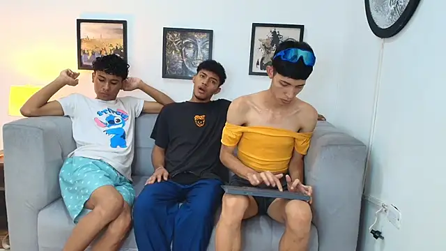 SWEET RABBIT1 online show from 12-15-25, 07:18