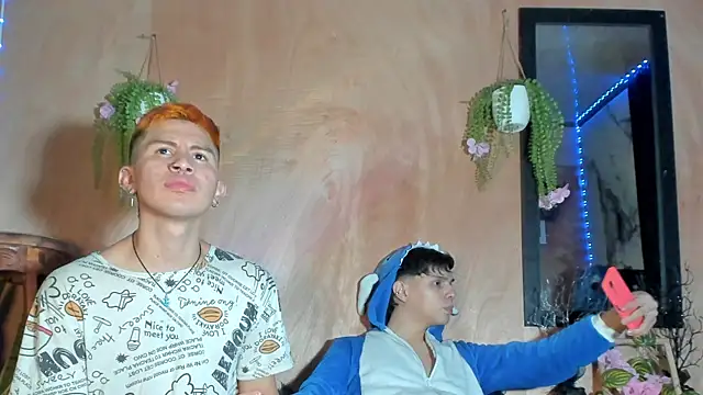 Snapshot of DeeQuinn_Blaze chatting on 12-19-25, 08:27 DeeQuinn Blaze online show from 12-19-25, 08:27