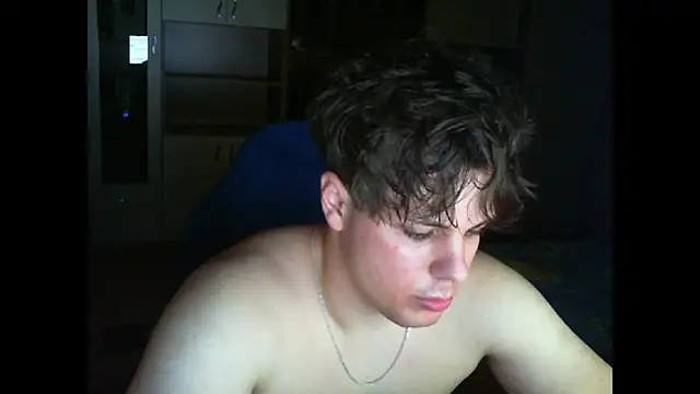 Snapshot of GymGuy0505 chatting on 01-10-26, 01:18 GymGuy0505 online show from 01-10-26, 01:18