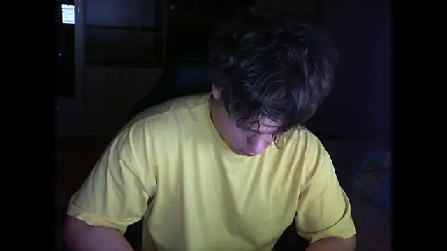 Snapshot of GymGuy0505 chatting on 02-22-26, 12:23 GymGuy0505 online show from 02-22-26, 12:23